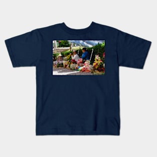 Flower sellers in Hauraz Peru Kids T-Shirt